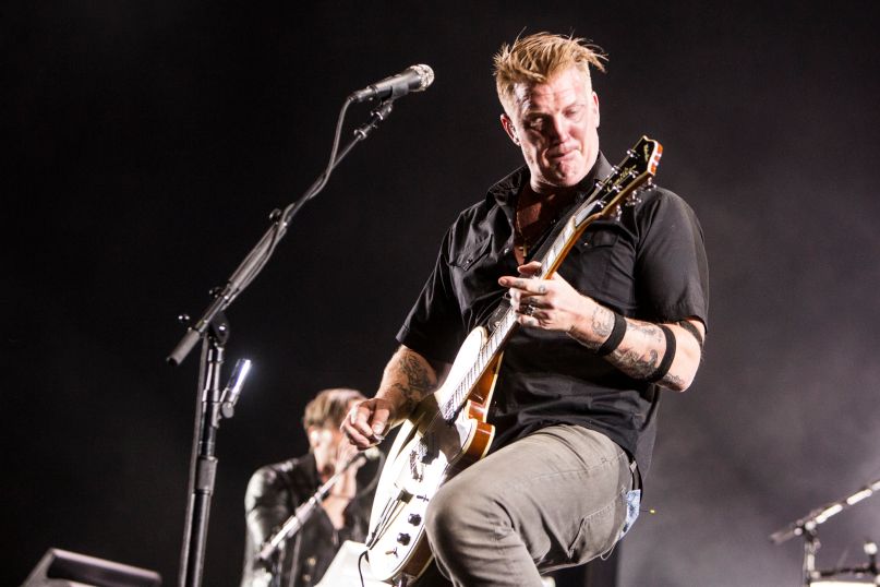 Read more about the article Queens of the Stone Age Announce Vinyl Reissue Series