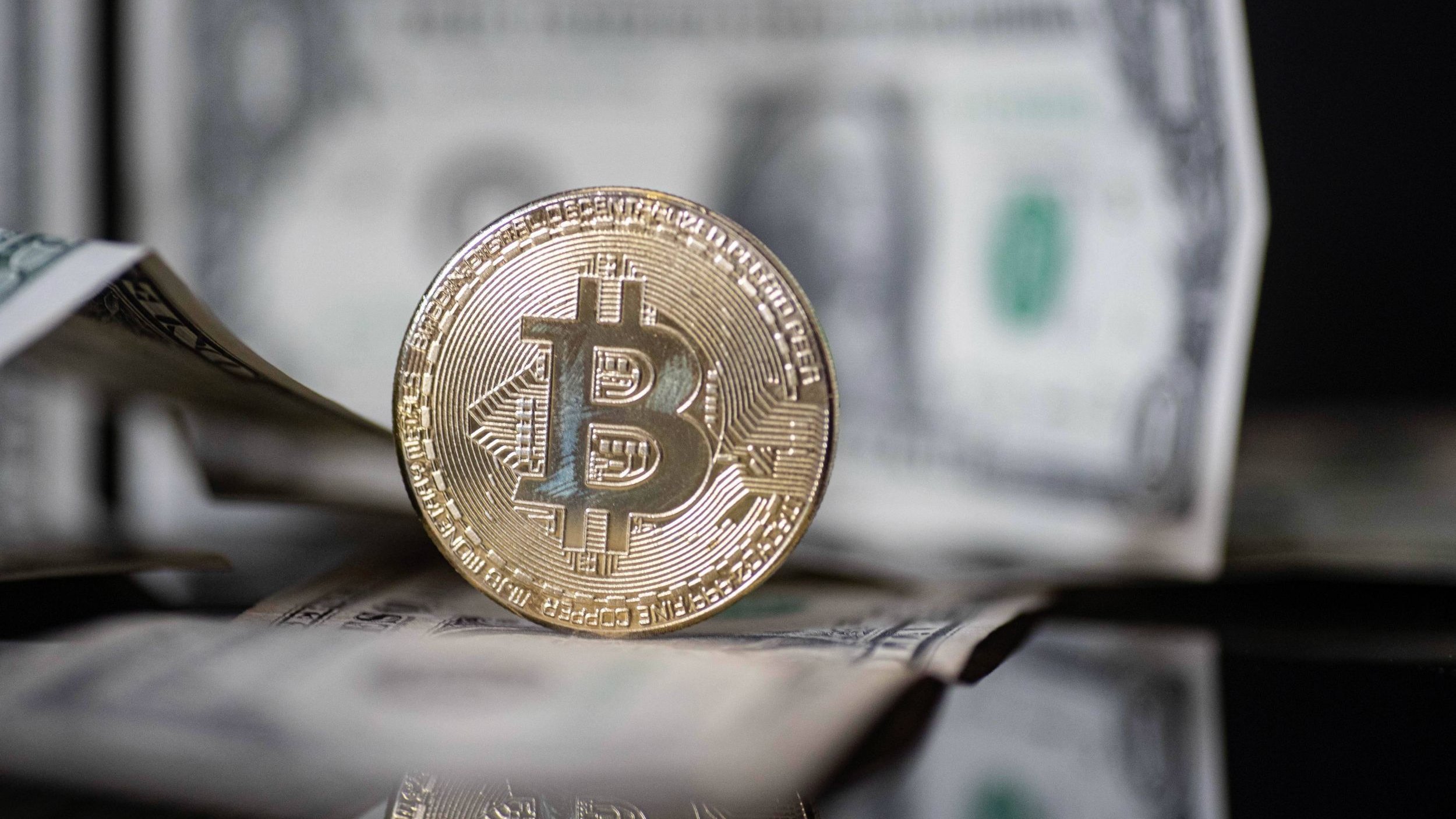 Read more about the article Біткоїн знову дивує: чого чекати від ціни в 2025?